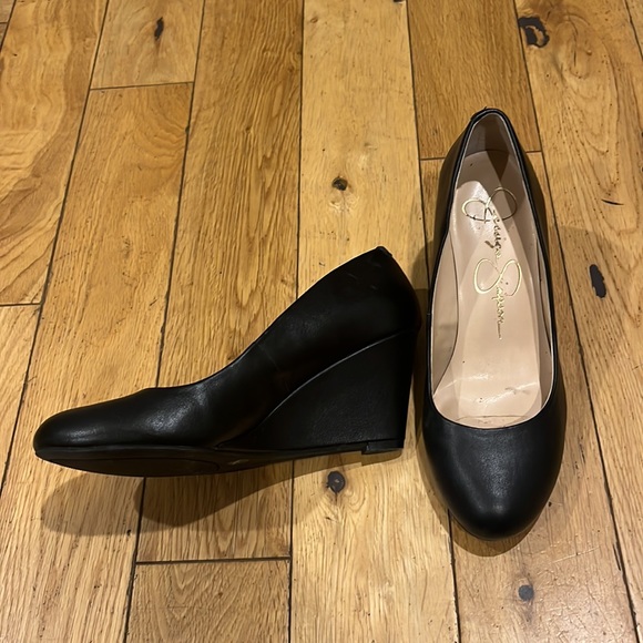 Barely worn Jessica Simpson wedges - Picture 2 of 3